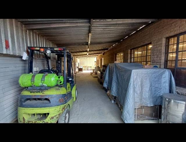 INDUSTRIAL PROPERTY TO RENT IN HENNOPSPARK